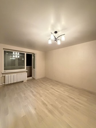 В Продажу 1 к к на вул. Крилова ( Євгенія Логінова) з ремонтом - фото 1