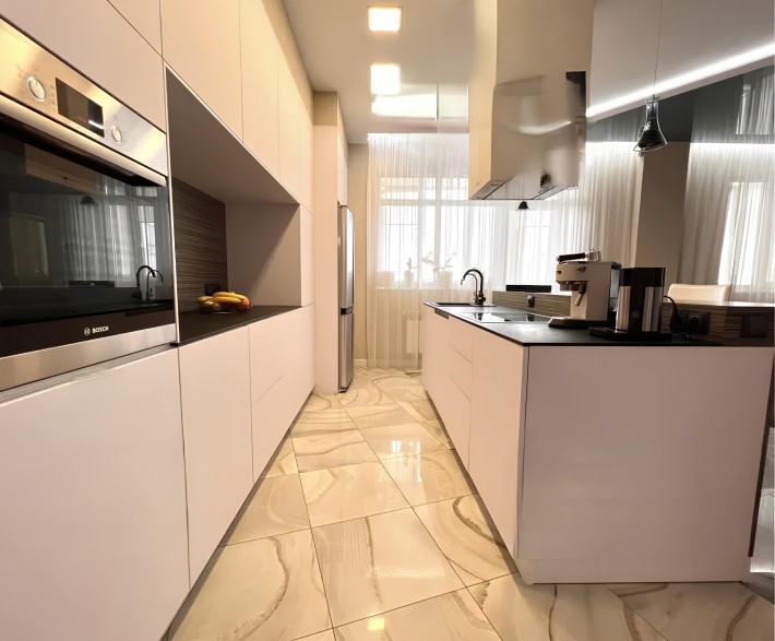 180 тыс.$‼️КУЛЬТУРЫ 22-В Авантаж ‼️ Премиальная 3 к квартира / 119 м2 - фото 1
