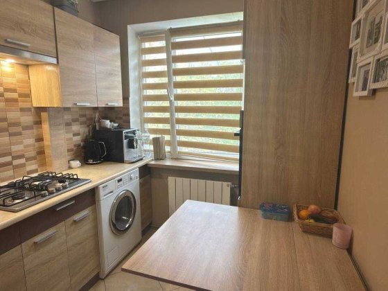 Продаж 1-кімнатної квартири у Франківському районі, вул. Наукова3 Львів