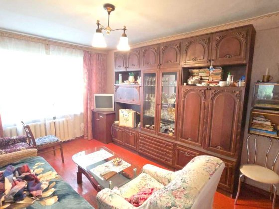 Продам 3х ком квартиру метро Индустриальная ул Шариковая 28000 Харків