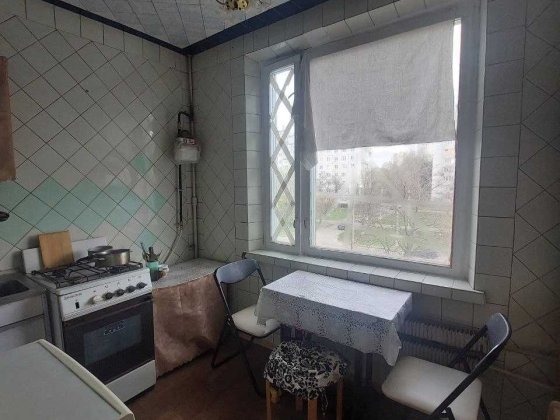 Продам! 2Кв. м.Героїв Праці. Салтівка. 5/9 Харків