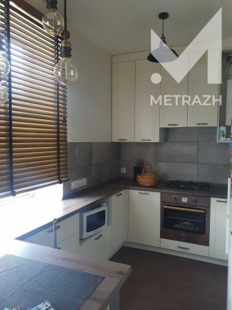Продам просторную 1к квартиру 55м2, Сталинка, ул.Алчевских, центр - фото 1