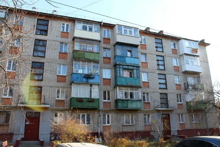Id 90934 Покупателю! Квартира с ремонтом 1/5, метро рядом, Новые дома! - фото 1