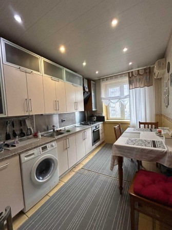 Продам 3 комнатную квартиру метро Холодная Гора! 65м2! Два балкона! (91144) - фото 1