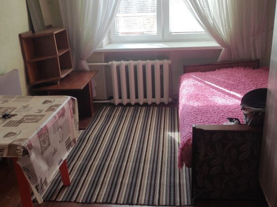 Кімната в гуртожитку в тихому районі 12км , метрів Каменец-Подольский