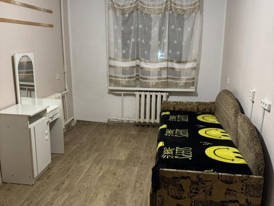 Здам квартиру( двокімнатна)