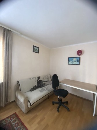 Візьму на квартиру 1 дівчину - фото 1