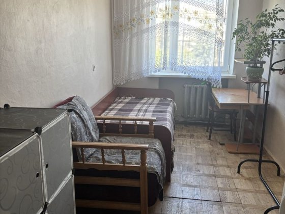 Здається кімната район ТЦ Формаркет без посередників Чернівці