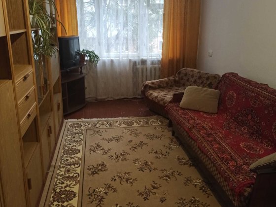 Здам кімнату БЕЗ ПОСЕРЕДНИКІВ район ТЦ формаркет Черновцы