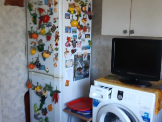 Сдам комнату на Тополе с лоджией в хорошем состоянии, без залога Днепр