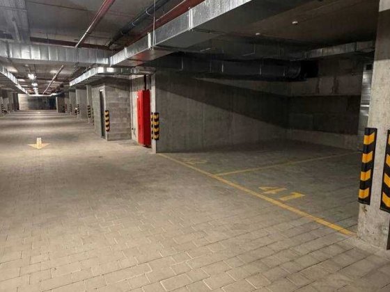 Оренда повнорозмірного паркомісця ЖК Петрівські Липки Підземний паркінг Святопетрівське Святопетровское