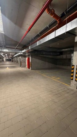 Оренда повнорозмірного паркомісця ЖК Петрівські Липки Підземний паркінг Святопетрівське - фото 1