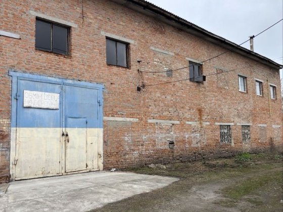 Здається в оренду  нежитлова будівля, приміщення Гребінка