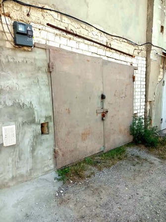 Продам гараж  гк Биологический Гагарина Погребняка Полигонная Гусенко нагорка, юр. академия. - фото 1