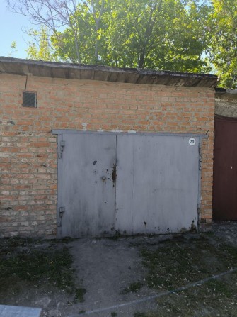 Продам гараж цегляний в Центрі міста - фото 1