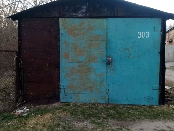 Продам металевий гараж Рованці
