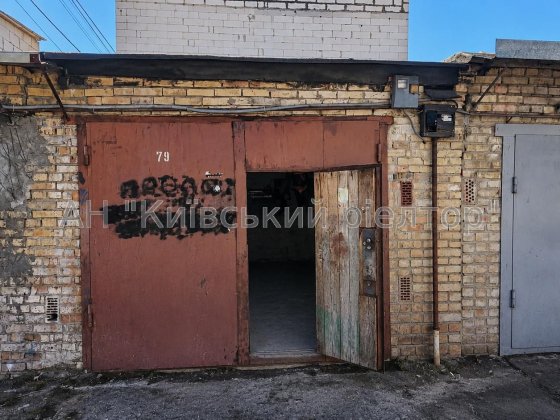 Продаж цегляного гаражу в ГК «Берізка» вул. Велика Кільцева, 4Б