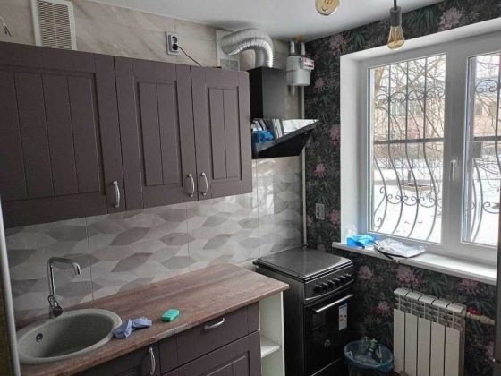 E S3 Продам 2к квартиру ул. Светлая,7 Харьков
