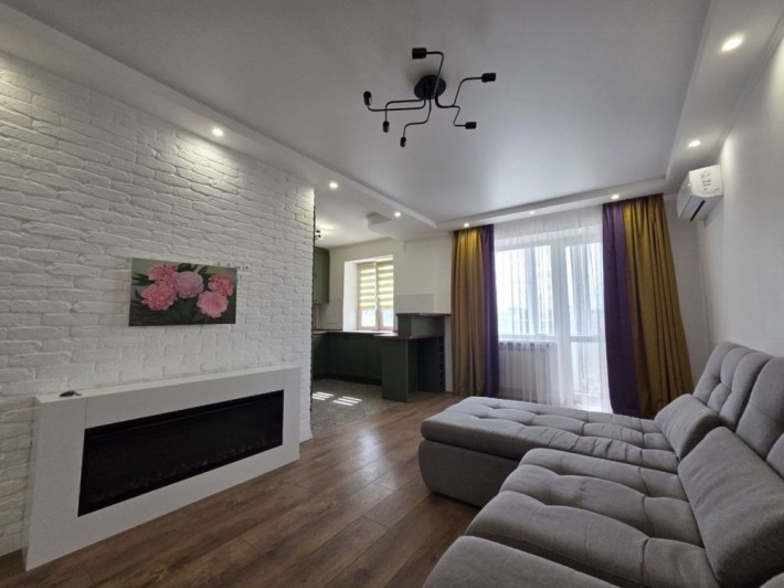Продам 3к квартру пр. Центральный/р-н Аграрки - фото 1