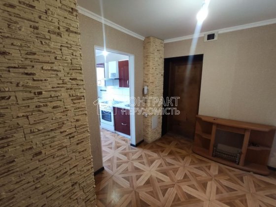 Продаеться 5 к. квартира