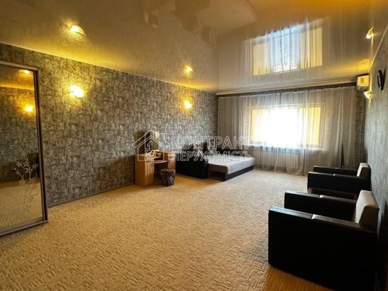 Продажа 2к Центр метро Бекетова вул.Дарвіна