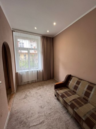 Продаж 2 кімнатної квартири по вулиці Городоцька з власним окремим входом. - фото 1