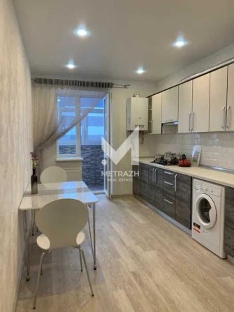 Продам 1 комнатную квартиру ЖК Маршал Новые дома 8/10 этаж (21847) - фото 1