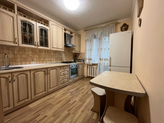 Продаж квартири 2 - кім. вул. Драгана - Червоної Калини - Сихів -Санта Львов