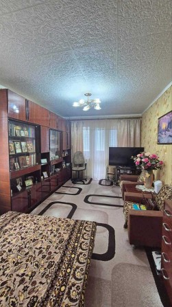 Продам 2к. кв. на Новых Домах, м. Армейская! - фото 1