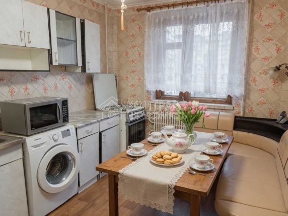 Продаж 3к.кв. вул.Астрономічна, с.Жуковського