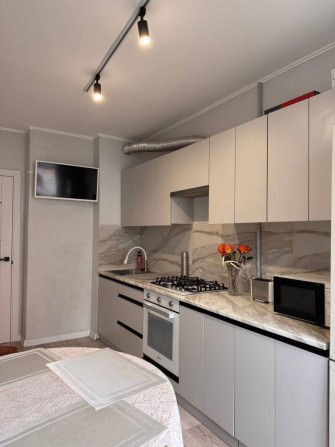 Продаж 3-кім квартири вул.ЩУРАТА 9 - фото 1