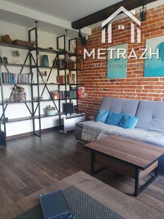 Продам 1к квартиру 55м2, СТАЛІНКА, р-н Нагорний (91269) - фото 1