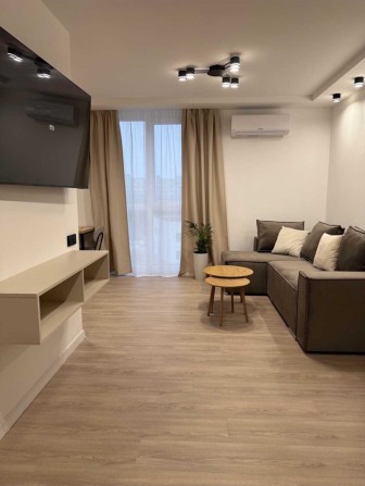 Продаж ідеальної під оренду, смарт квартири в новобудові ЖК Ріел Сіті, вул. Рудненська - фото 1