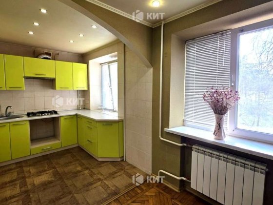 3к. 60м2 Салтівка (Салтовка, м. Барабашова, Познанская 5)132443 Харків