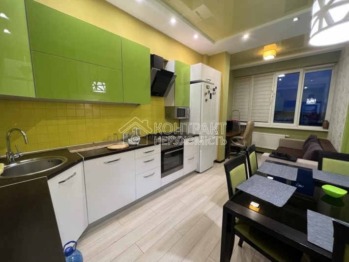 Продажа 2к  48.8 кв. м  вул. Ст. Партали  Балакирева Центр Павлове поле - фото 1