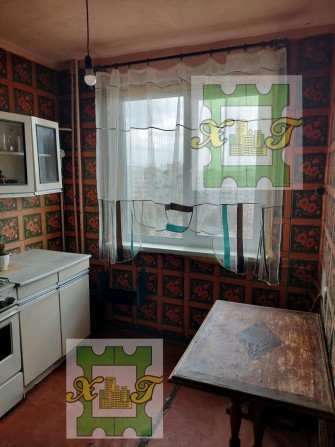 Продам 3-к квартиру, Амосова 23, Медкомплекс - фото 1