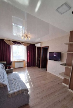Продам 2к кв. Французский бульвар - фото 1