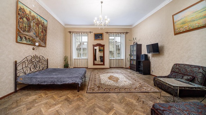 Продаж 2 кімнатна квартира вул. Театральна історичний центр Львова - фото 1