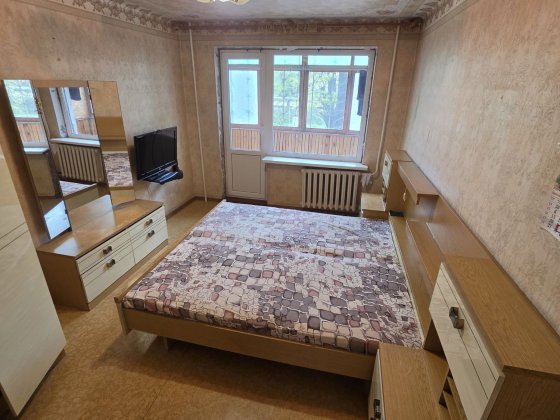 Продаж Трьохкімнатна квартира