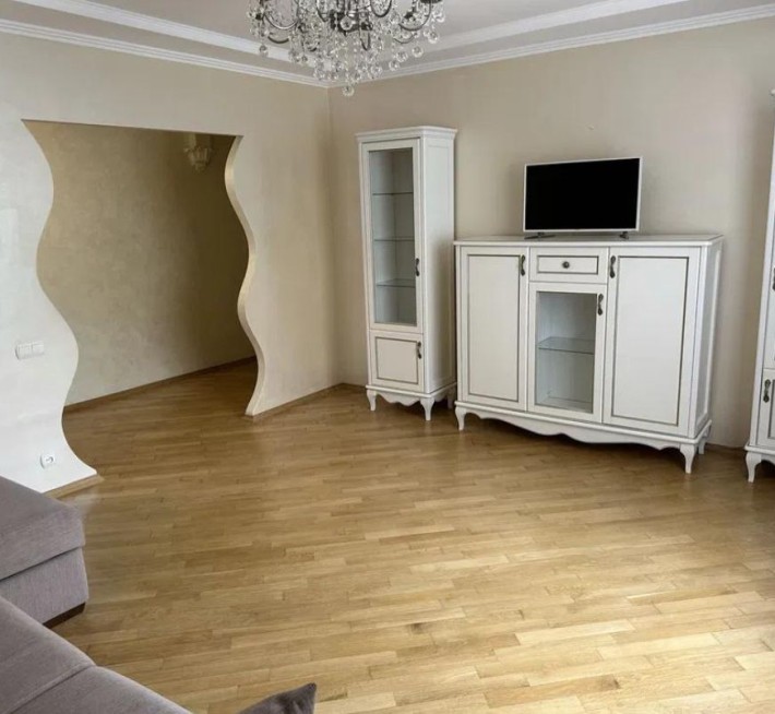 Продаж 3 кім.к-ри з ремонтом, вул. Скрипника - фото 1