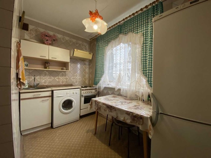 Продається затишна 2к квартира на Олексіївці — 5 хв до метро! (75131) - фото 1