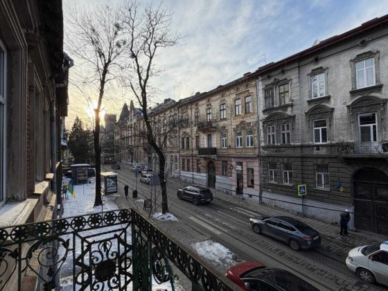 Продаж 4 кім. квартири по вул. Чупринки Львів
