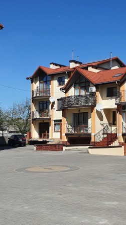 Продаж 2 к кв і кухня-студія в будинку котеджного типу біля Південного - фото 1