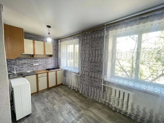 Продаю 3 кімнатну квартиру ПТЗ. працюємо по державним програмам! ц10
