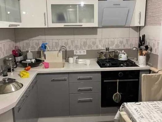 Продам 3 к. квартиру Харьковских Дивизий метро Армейская Новые Дома Харків