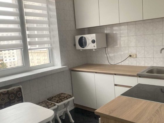 Продам 4-х комнатную квартиру, ул.Дружбы Народов 218, 9/16-ти,83м2, DS