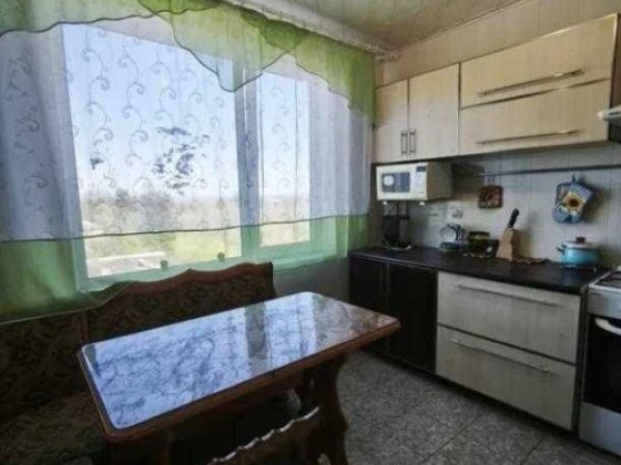 Срочно продам 2 комнатную квартиру с капитальным ремонтом. м. Индустриальная 10 минут. Харків