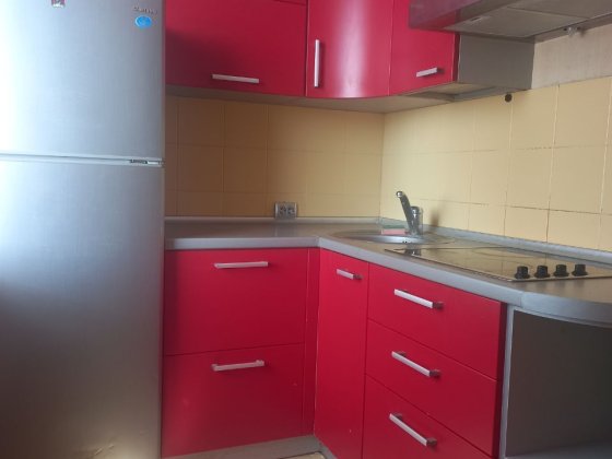 Продам свою 1 к.кв.  в первом доме от метро на пр. Победы. Харків