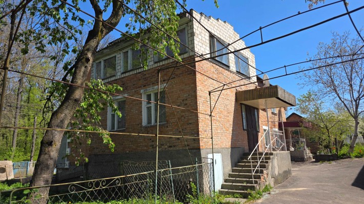Продам 4-кімнатну  квартиру м.Гнівань - фото 1