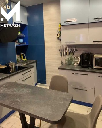 В продаже 2-х комнатная квартира 2/18, ЖК Черемушки Победы 65г (22251) - фото 1